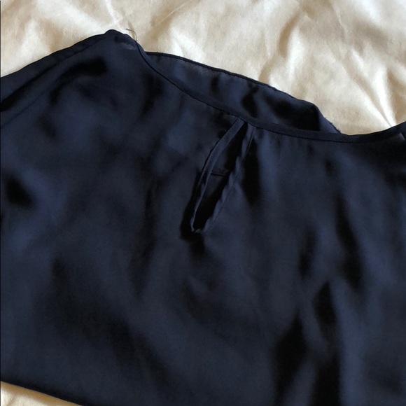 3/$10 navy flowy shirt/blouse - Picture 4 of 6